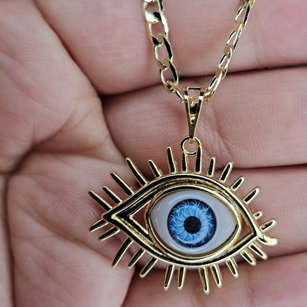 Gold Evil Eye Pendant Necklace